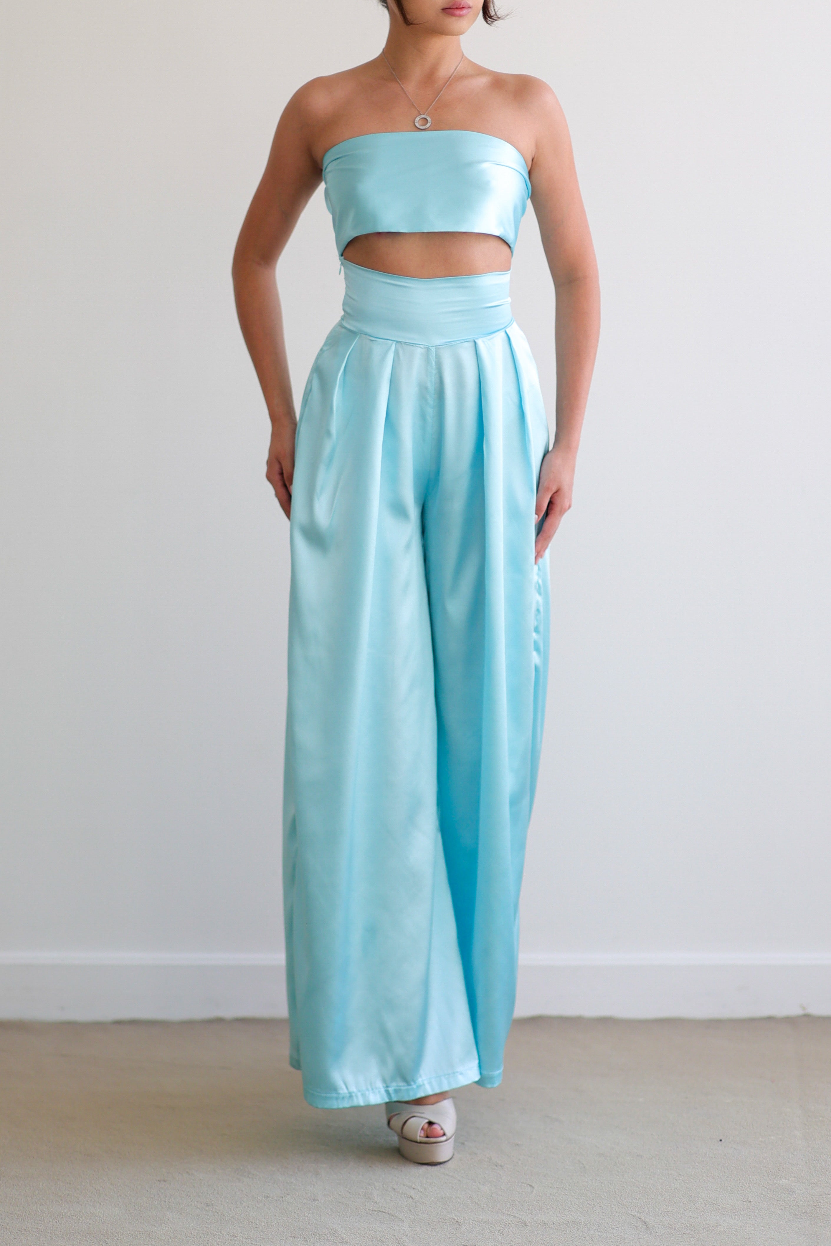 “Bonfire” Set in Sky Blue