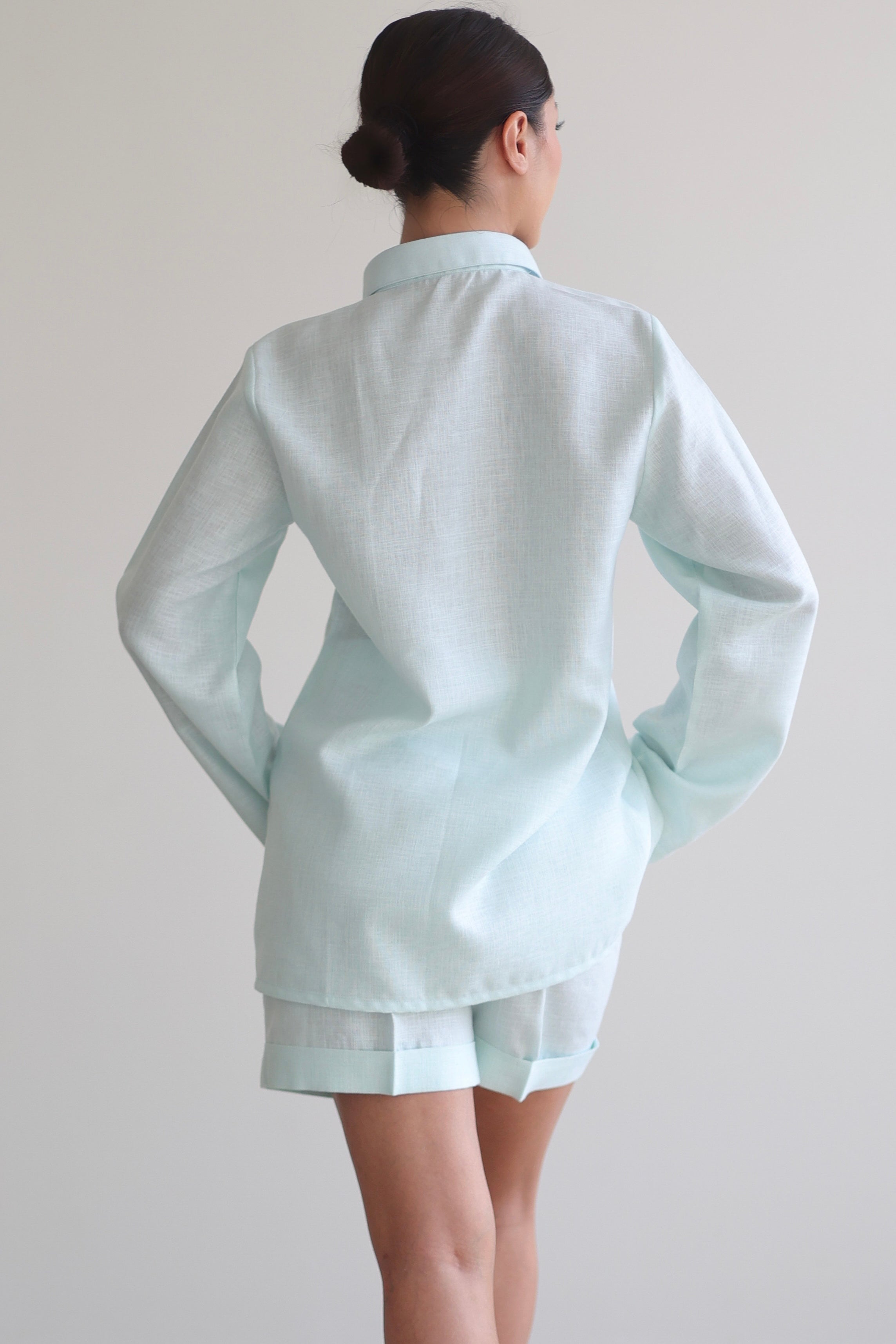 “Mint Ice Cream” Handcrafted Linen Setz