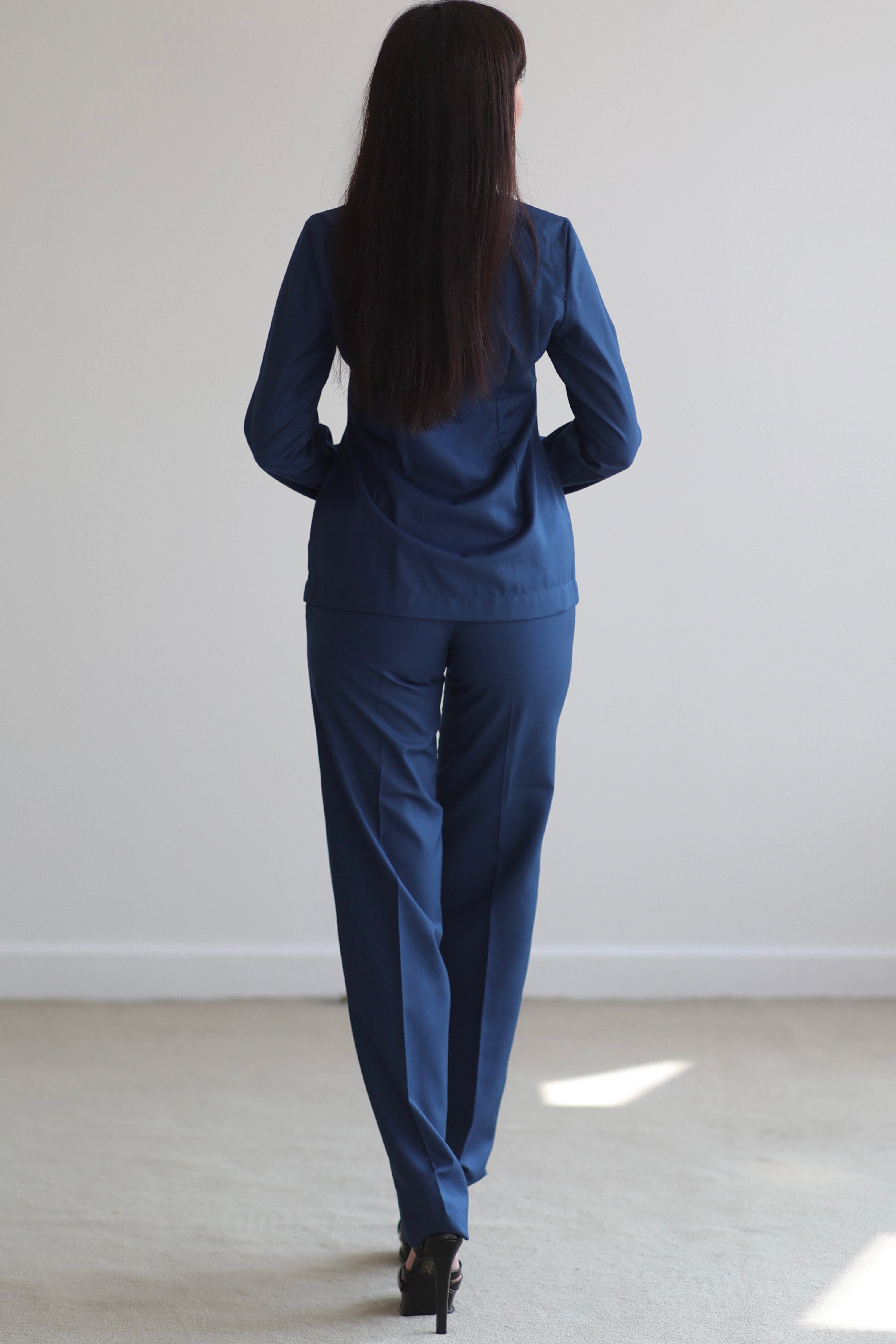 “Streng” handgemaakt pak